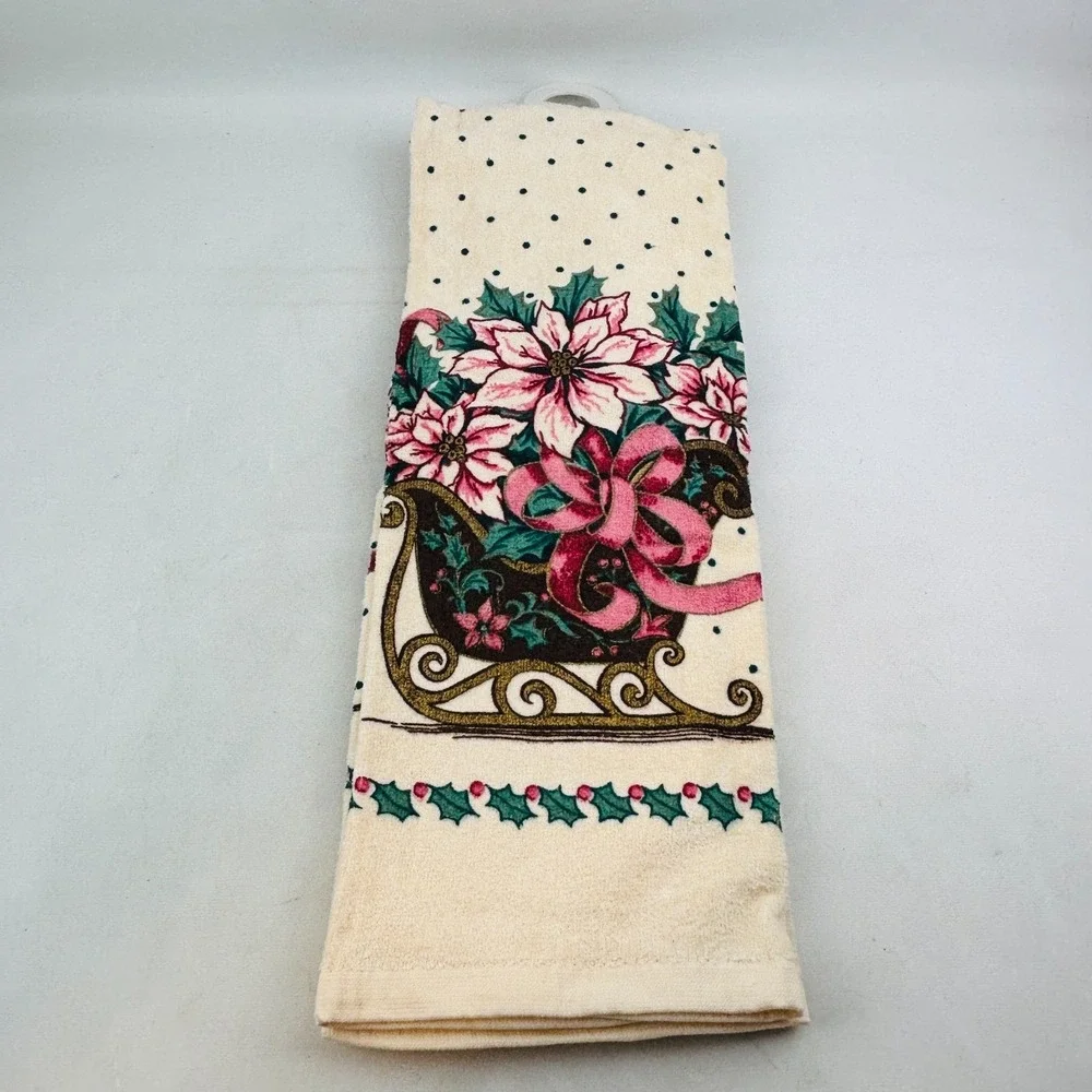 Vintage Cecil Saydah Holiday Traditions Poinsettia Sleigh 3 Piece Bath Towel Set